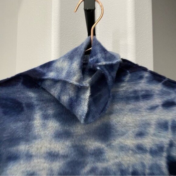 Zoe Couture Cashmere Blue Gray Tie Dye Sweater Turtleneck Size Small Boho - Picture 2 of 5